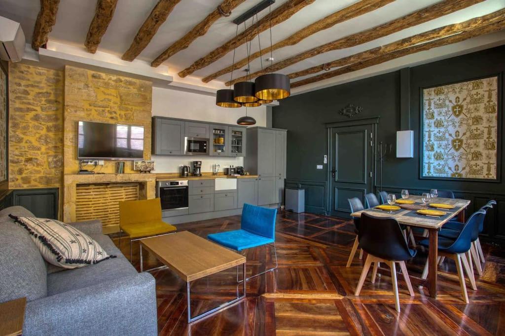 "Les Appartements De Betty A" Coeur Historique Sarlat Esterno foto